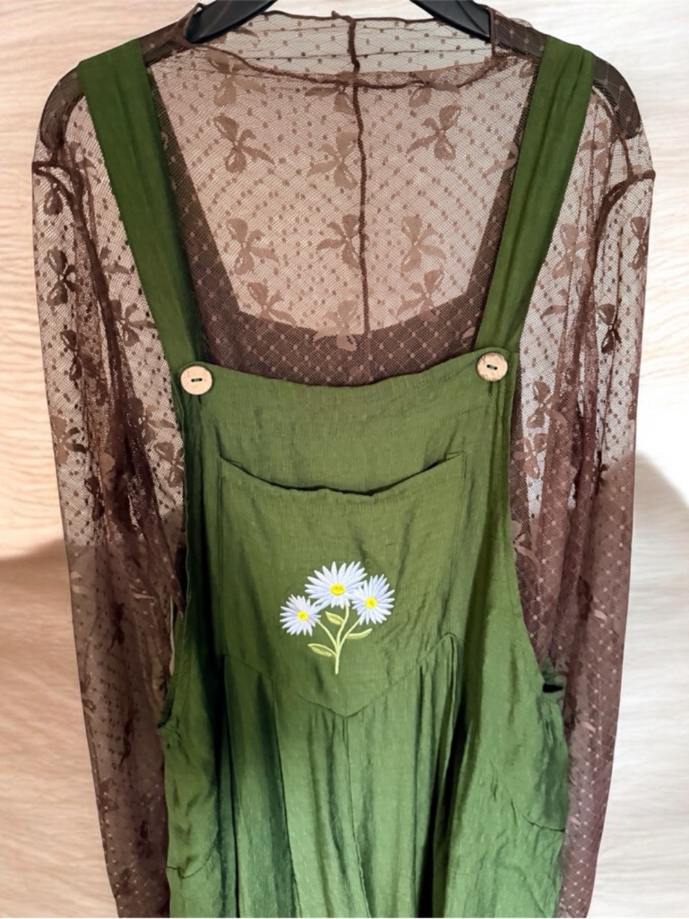 Women’s Olive Green Wide-Leg Linen like Jumpsuit W/Daisy Embroidery & shear top - Picture 3 of 5
